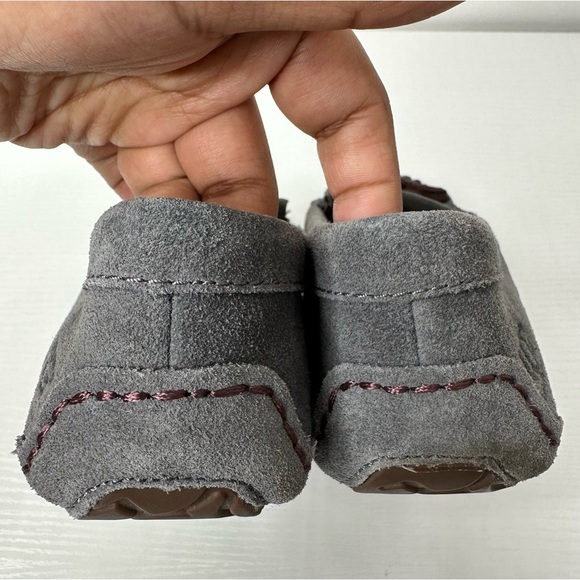 UGG Women’s Lizzy Mocassin Slip On Shoes Size 7 - Picture 12 of 12